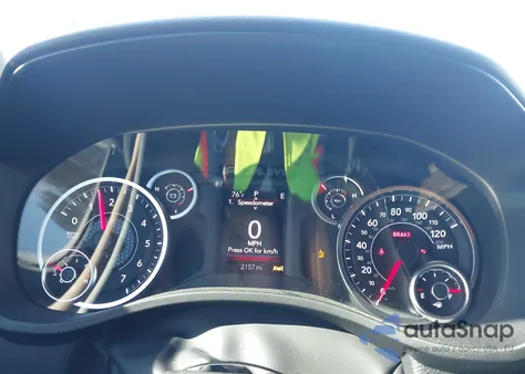 2025 Ram 1500 Big Horn 4X4 6'4 Box z USA, uszkodzony, nr VIN 1C6SRFMPXSN749880